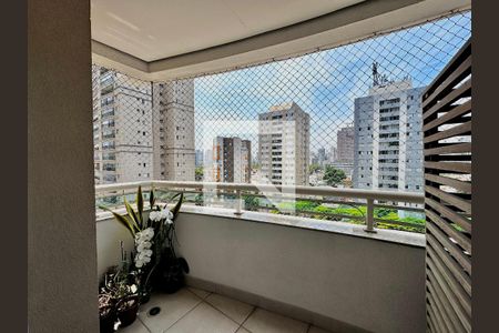 Apartamento à venda com 150m², 3 quartos e 2 vagas Apartamento à venda com 150m², 3 quartos e 2 vagasSacada Suíte 1