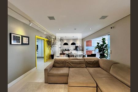 Apartamento à venda com 150m², 3 quartos e 2 vagas Apartamento à venda com 150m², 3 quartos e 2 vagasSala