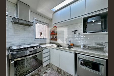 Apartamento à venda com 150m², 3 quartos e 2 vagas Apartamento à venda com 150m², 3 quartos e 2 vagasCozinha