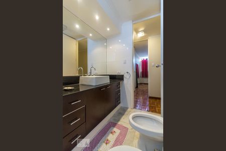 Banheiro de apartamento à venda com 3 quartos, 139m² em Liberdade, São Paulo