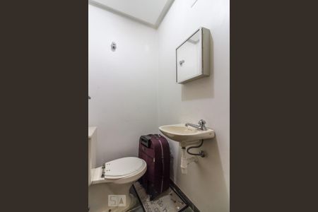 Lavabo de apartamento para alugar com 1 quarto, 62m² em Santa Cecília, São Paulo