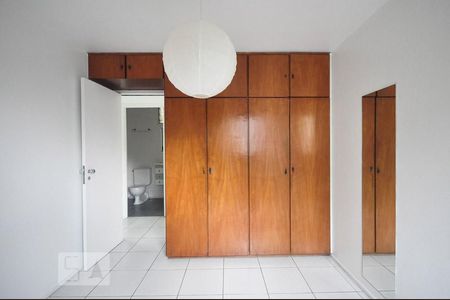 quarto 1 de apartamento à venda com 3 quartos, 60m² em Jardim Londrina, São Paulo