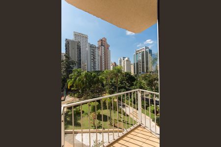 Sacada de apartamento à venda com 2 quartos, 68m² em Vila Olímpia, São Paulo
