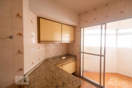 Cozinha de apartamento à venda com 2 quartos, 70m² em Vila Azevedo, São Paulo