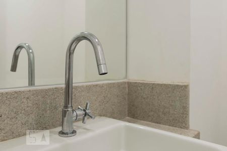 Lavabo (Torneira) de apartamento à venda com 1 quarto, 46m² em Vila do Encontro, São Paulo