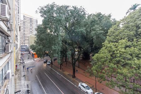 Vista (praça da república) de kitnet/studio para alugar com 1 quarto, 35m² em República, São Paulo