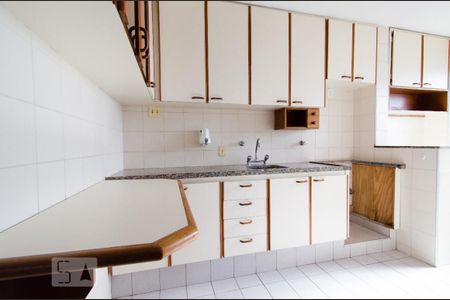 Cozinha de apartamento à venda com 1 quarto, 59m² em Botafogo, Campinas
