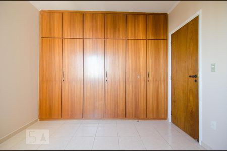 Quarto 2 de apartamento para alugar com 4 quartos, 185m² em Centro, Campinas