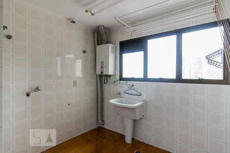 Apartamento para alugar com 140m², 3 quartos e 2 vagas Apartamento para alugar com 140m², 3 quartos e 2 vagasÁrea de Serviço