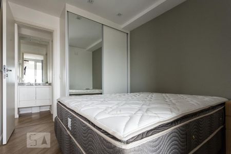 Quarto de apartamento à venda com 1 quarto, 45m² em Brooklin Paulista, São Paulo