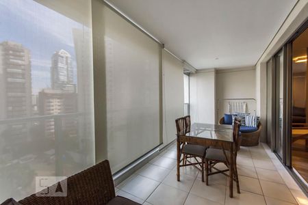 Varanda de apartamento para alugar com 1 quarto, 63m² em Itaim Bibi, São Paulo