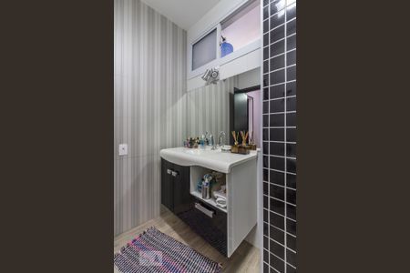 Banheiro da Suite de apartamento à venda com 1 quarto, 65m² em Vila Buarque, São Paulo