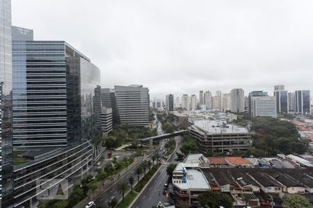 Vista de apartamento para alugar com 1 quarto, 47m² em Santo Amaro, São Paulo