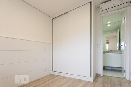 Suíte de apartamento para alugar com 1 quarto, 47m² em Santo Amaro, São Paulo