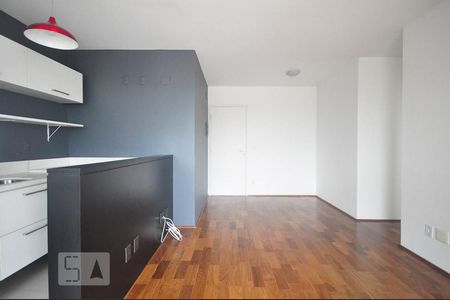 sala de apartamento para alugar com 1 quarto, 35m² em Super Quadra Morumbi, São Paulo