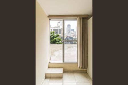 Studio - Persiana de kitnet/studio para alugar com 1 quarto, 24m² em Vila Buarque, São Paulo