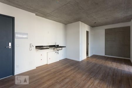 Sala/Quarto de kitnet/studio para alugar com 1 quarto, 32m² em Santo Amaro, São Paulo