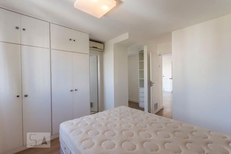 Suite de apartamento à venda com 1 quarto, 60m² em Vila Olímpia, São Paulo