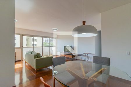 Sala de apartamento para alugar com 3 quartos, 127m² em Real Parque, São Paulo