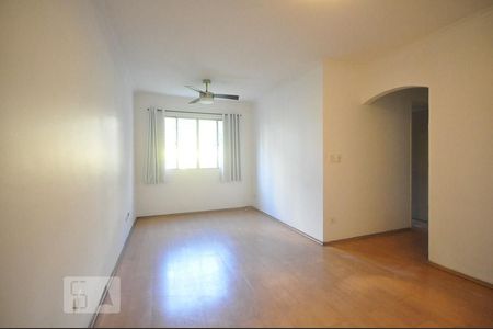 sala de apartamento para alugar com 2 quartos, 62m² em Vila Andrade, São Paulo