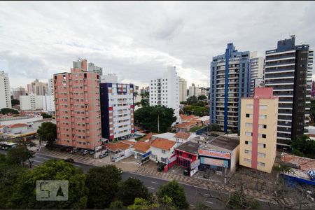 Vista da janela de apartamento à venda com 1 quarto, 50m² em Vila Itapura, Campinas