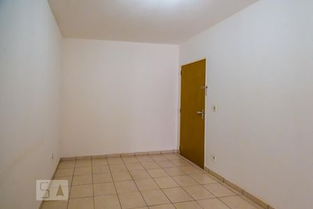 Sala de apartamento para alugar com 1 quarto, 55m² em Centro, Campinas