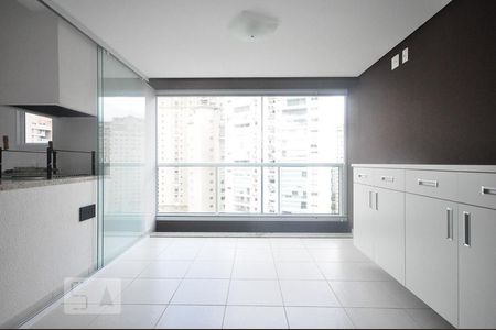 varanda de apartamento para alugar com 2 quartos, 77m² em Jardim Fonte do Morumbi, São Paulo