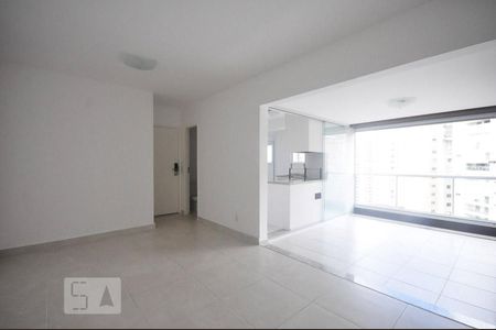 sala de apartamento para alugar com 2 quartos, 77m² em Jardim Fonte do Morumbi, São Paulo