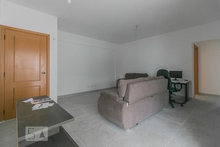 Sala de apartamento para alugar com 3 quartos, 130m² em Vila Scarpelli, Santo André