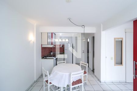 Sala e Cozinha de apartamento para alugar com 1 quarto, 36m² em Liberdade, São Paulo