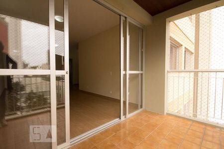 Sacada de apartamento para alugar com 3 quartos, 110m² em Centro, Campinas