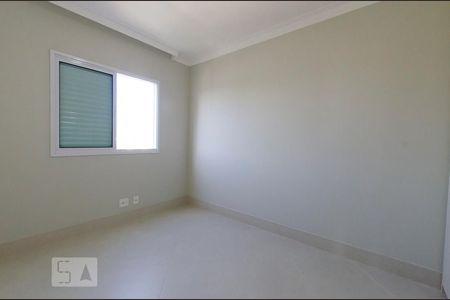 Quarto de apartamento para alugar com 2 quartos, 76m² em Empresarial 18 do Forte, Barueri