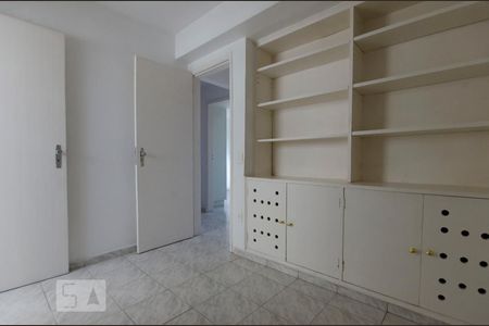 Quarto 3 reversível de apartamento para alugar com 3 quartos, 87m² em Sumaré, São Paulo