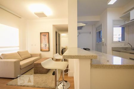 Sala/Cozinha de apartamento para alugar com 1 quarto, 56m² em Centro, Campinas