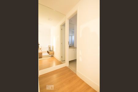 Corredor de apartamento para alugar com 1 quarto, 56m² em Centro, Campinas