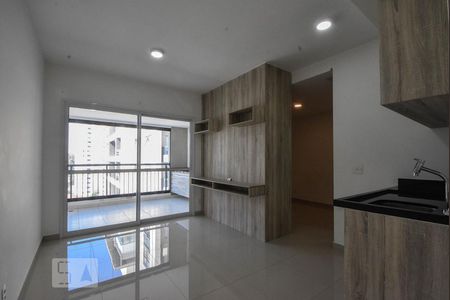 Sala / Cozinha de kitnet/studio para alugar com 1 quarto, 37m² em Vila Cordeiro, São Paulo