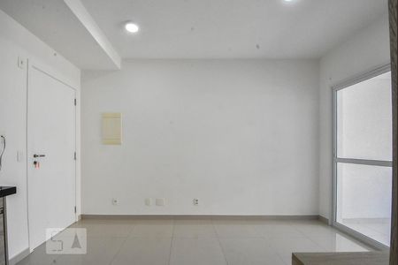 Sala  de kitnet/studio para alugar com 1 quarto, 37m² em Vila Cordeiro, São Paulo