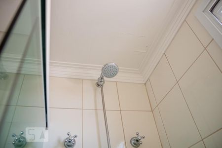 Chuveiro de apartamento à venda com 3 quartos, 70m² em Santo Antônio, São Caetano do Sul