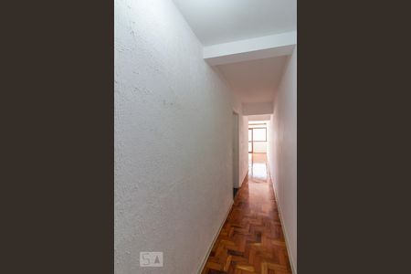 Corredor de apartamento para alugar com 2 quartos, 85m² em Consolação, São Paulo