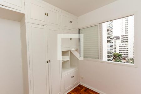 Quarto de apartamento à venda com 2 quartos, 96m² em Vila Nova Conceição, São Paulo
