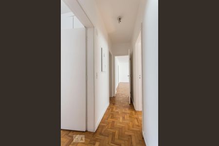 Corredor de apartamento à venda com 3 quartos, 95m² em Pinheiros, São Paulo