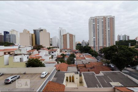 Vista da sacada de apartamento para alugar com 1 quarto, 47m² em Cambuí, Campinas