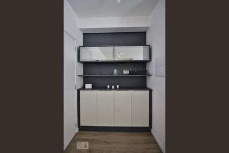 Detalhe sala de apartamento para alugar com 2 quartos, 70m² em Vila Andrade, São Paulo