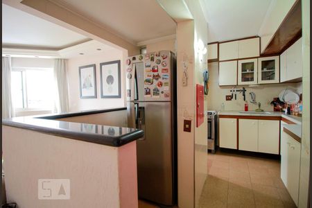 Cozinha de apartamento à venda com 2 quartos, 74m² em Jardim Arpoador, São Paulo