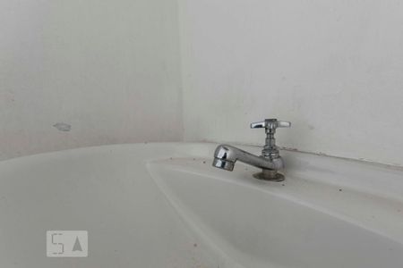 1o. Andar - Banheiro (Torneira) de casa para alugar com 3 quartos, 180m² em Vila Mariana, São Paulo