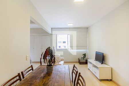Sala/Quarto de kitnet/studio para alugar com 1 quarto, 47m² em Indianópolis, São Paulo