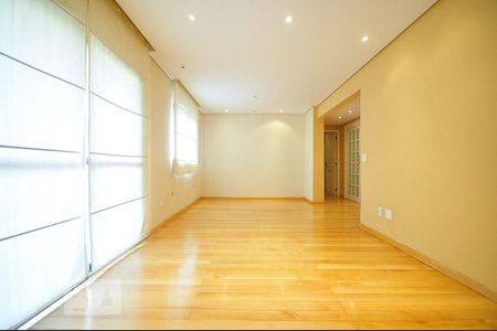sala de apartamento à venda com 3 quartos, 117m² em Vila Suzana, São Paulo