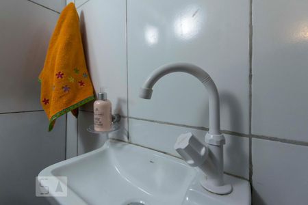 Banheiro (Torneira) de apartamento para alugar com 1 quarto, 20m² em Aclimação, São Paulo