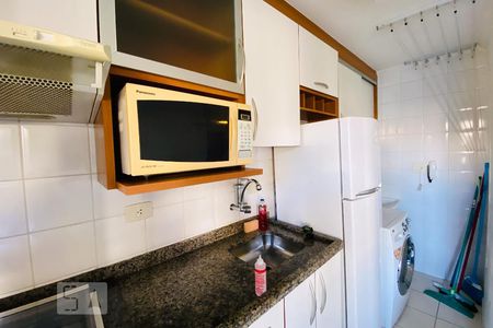 Cozinha e Área de Serviço de apartamento à venda com 1 quarto, 40m² em Jabaquara, São Paulo