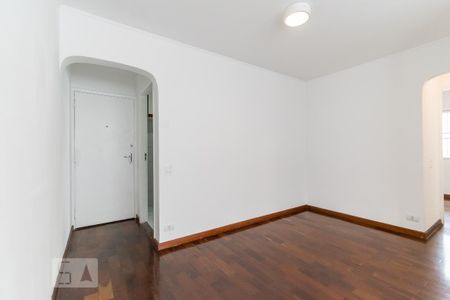 Sala de apartamento para alugar com 2 quartos, 65m² em Vila Guarani (z Sul), São Paulo
